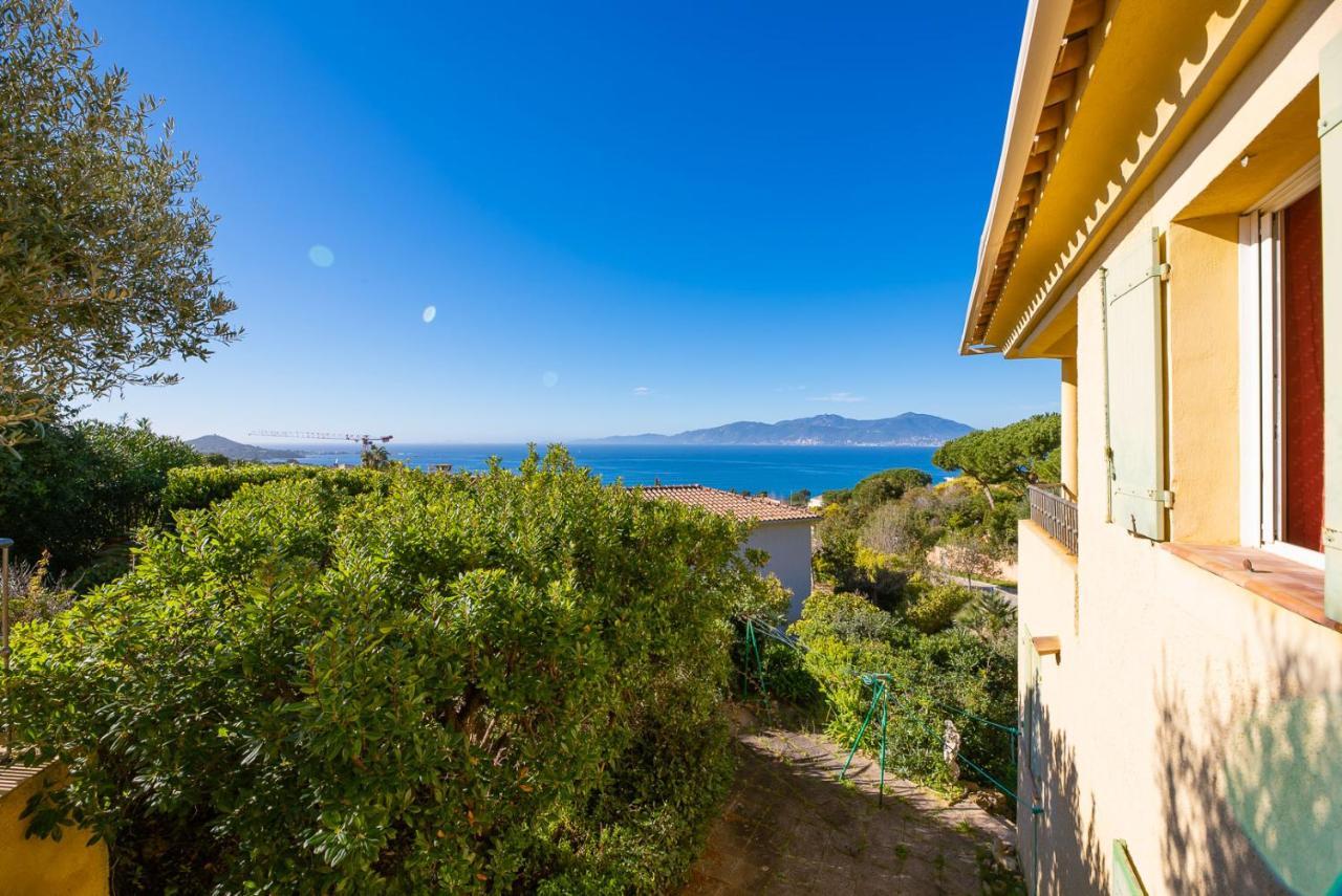 Maison En Bord De Mer - Casa L'Albitronu Villa Pietrosella Exterior photo